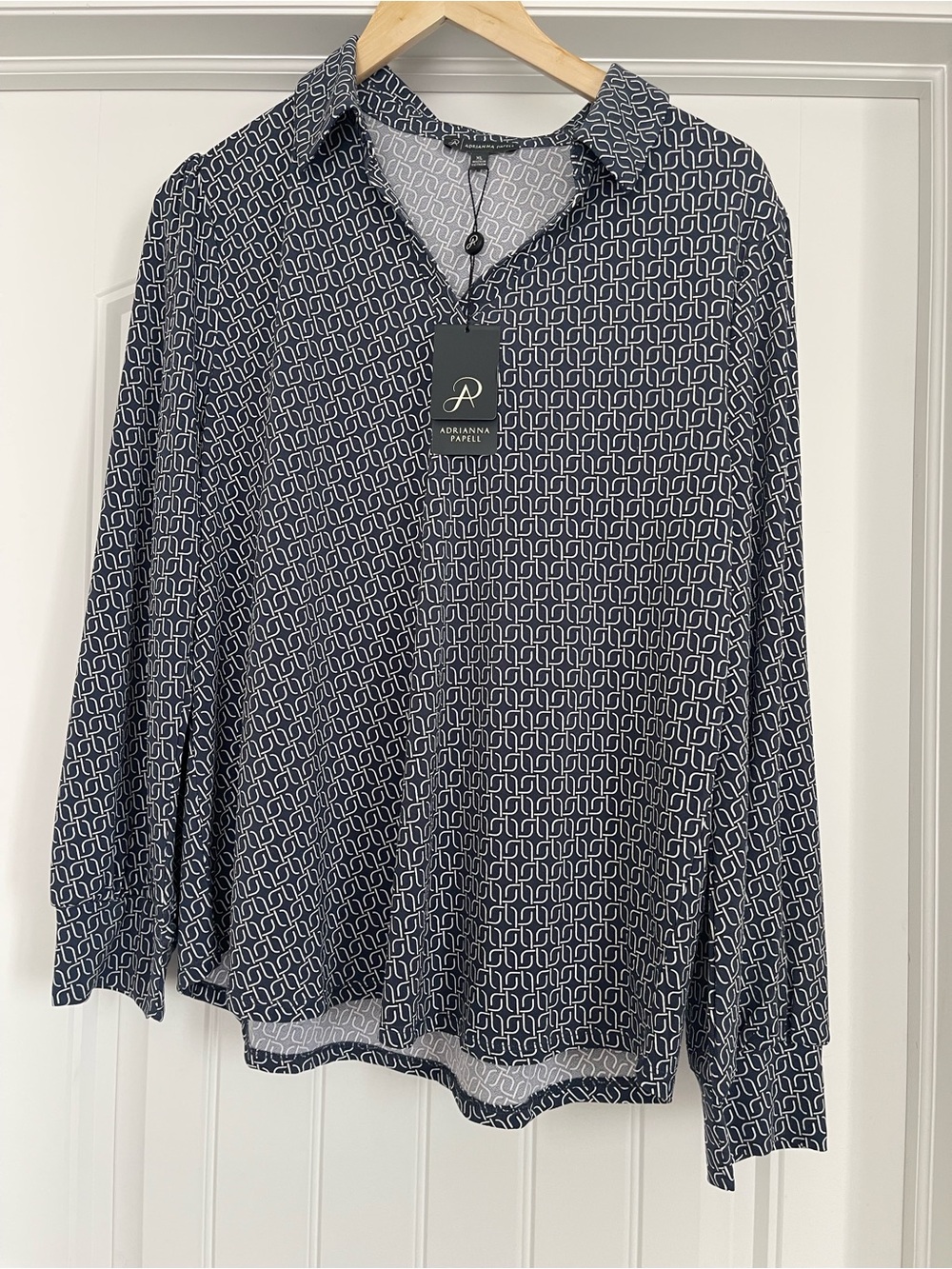 Adrianna Papell Navy & White Geometric Print Top